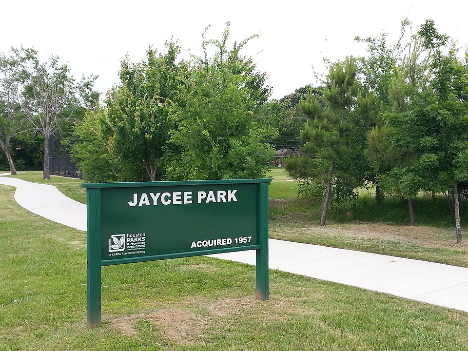 Jaycee Park Small Shelter